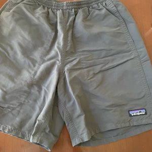 inch seam gray baggie shorts